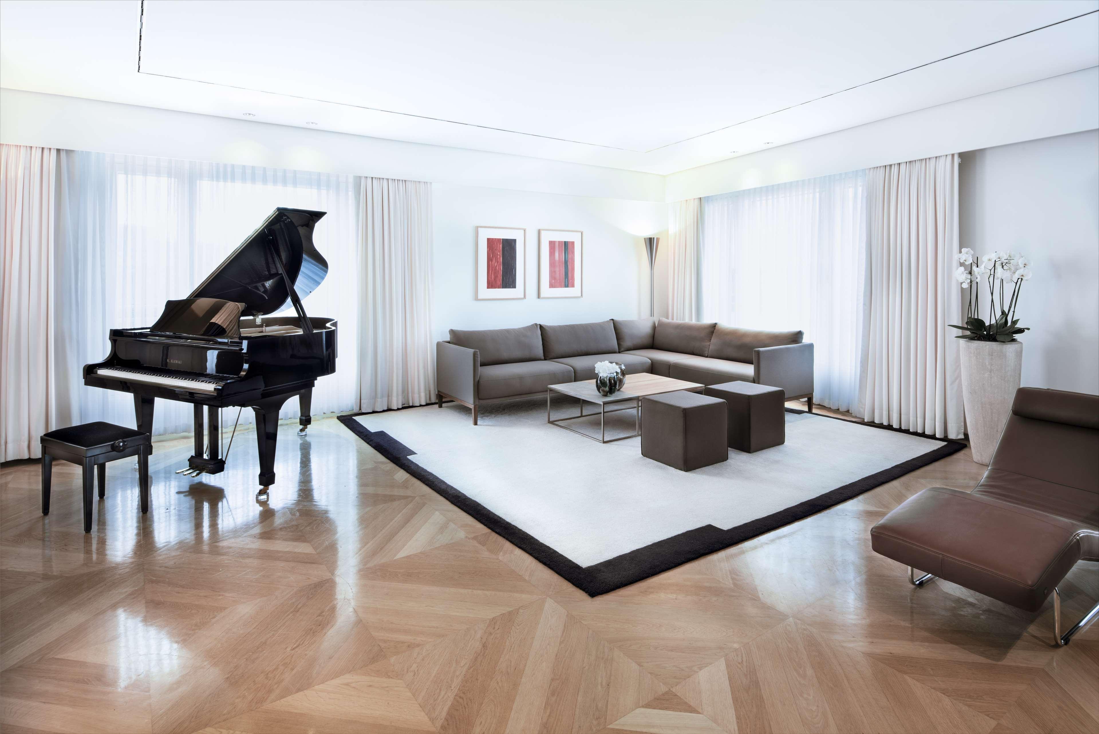 Grand Hyatt Berlin Hotel Екстериор снимка A living room